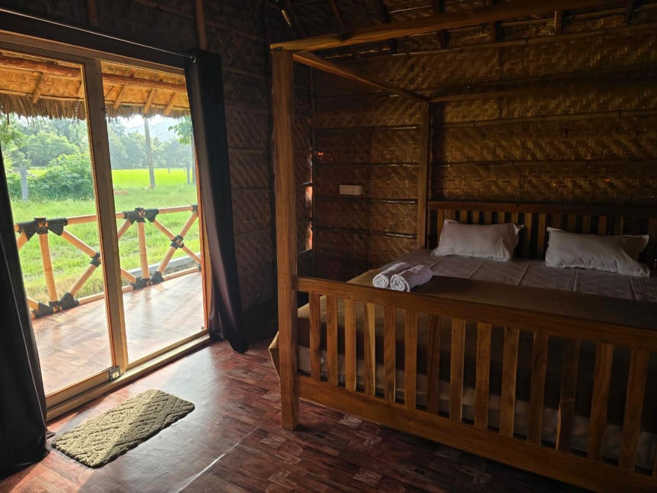 Golden Chariot Resort Hampi Zewnętrze zdjęcie