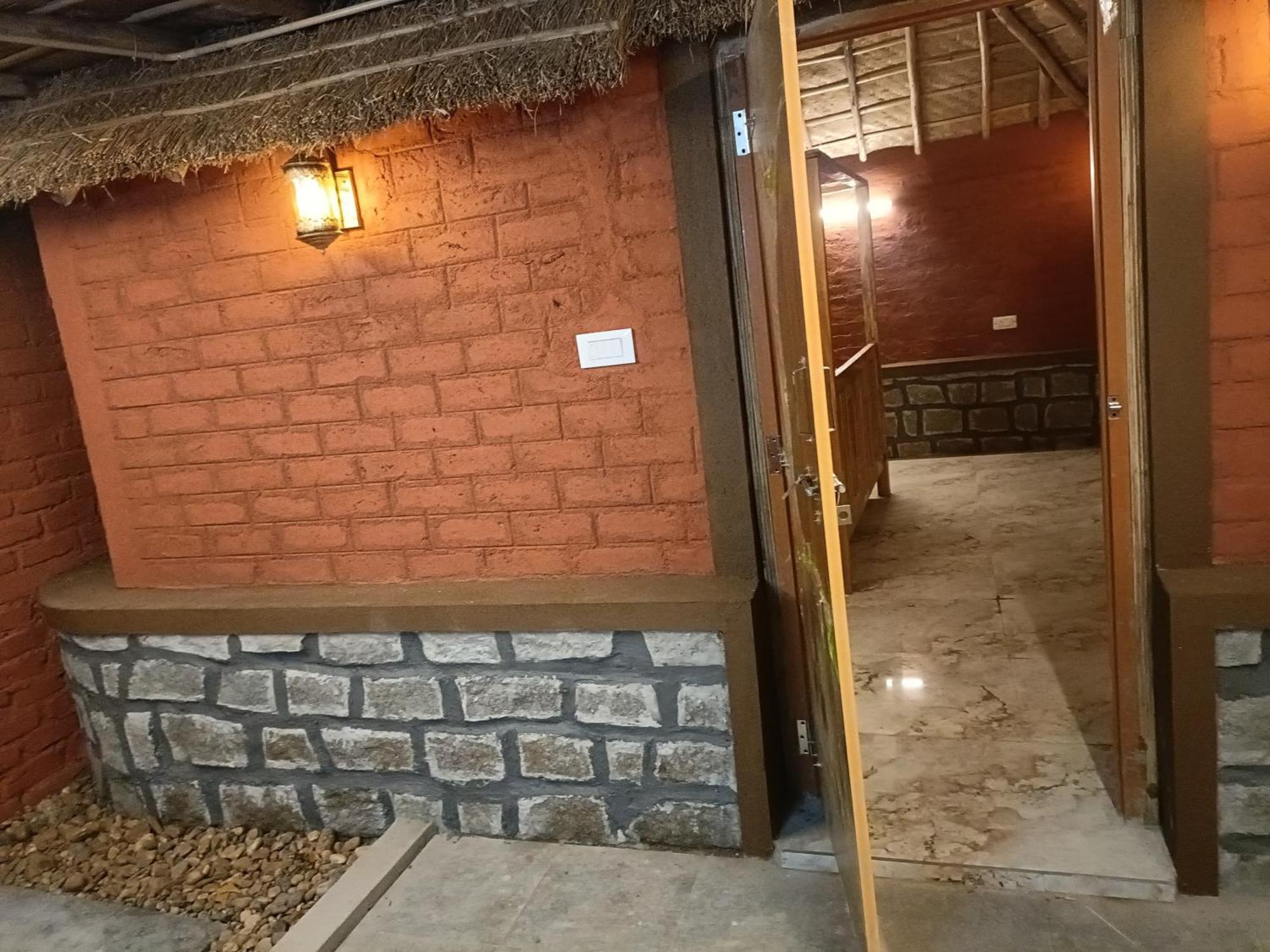Golden Chariot Resort Hampi Zewnętrze zdjęcie